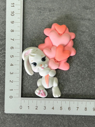 №909 Зайка с шариками 