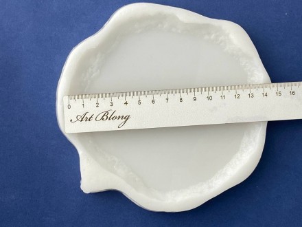 №661 Coaster with a "live" edge Mould by @vnutriart