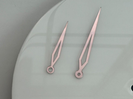 Зеркальные стрелки Skeletone