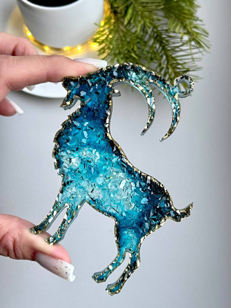 №120  Молд Коза кристаллическая  2 шт в молде 