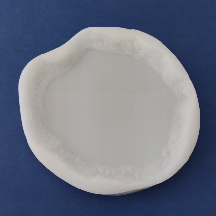 № 662 Coaster with "live" edge by @vnutriart (Mould)