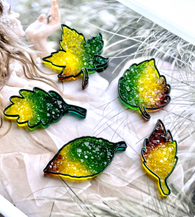 Молд №657 Листья с кантиком Кристаллические (мини брошки) 