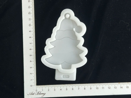 Молд №174 Елка витражная 