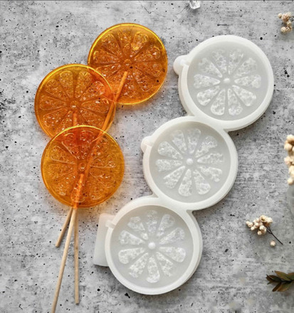 №934 Oranges with crisatles inside