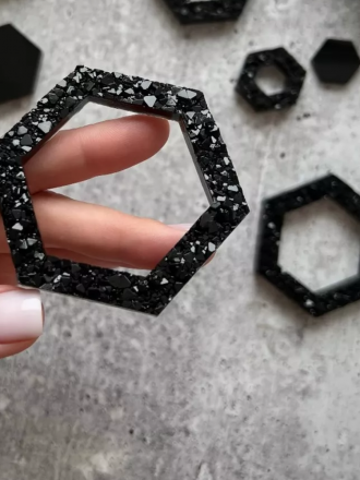 №960 Кристаллические шестигранники 