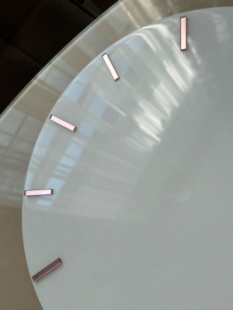 Розовые Деления для часов Stripes