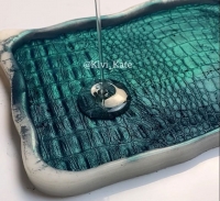 Кожа крокодила и змеи